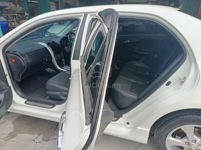 2013 Toyota COROLLA ALTIS 1.8 G FACELIFT (A) - 4