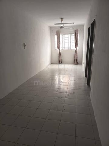 Laguna Indah Apartment 1