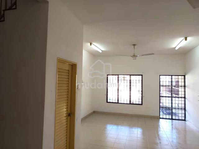 【COZY HOUSE】2 Storey House For Rent 2