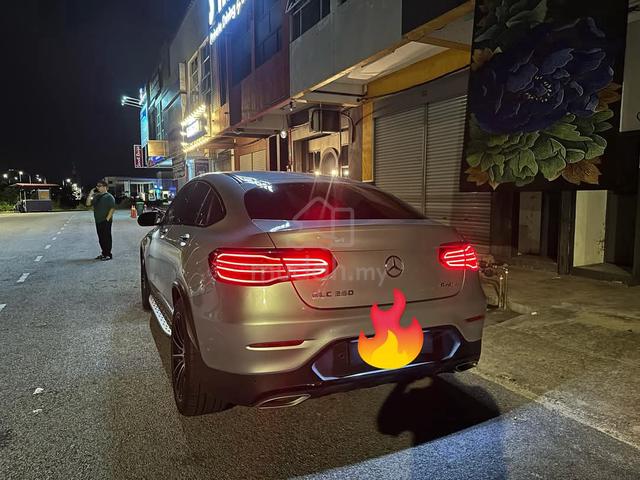 2017 Mercedes Benz GLC250 4MATIC COUPE AMG LINE - 3