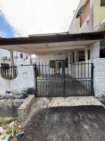ENDLOT DOUBLE STOREY Taman Bersatu Rawang - Below Market Value 1