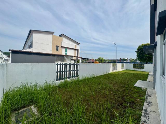 FACING OPEN! END LOT Setia Ecohill 2, Semenyih, Double Storey Terrace 4
