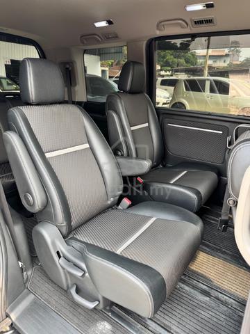 Honda StepWGN RP3 1.5T 150HP 7 Seater MPV - 5