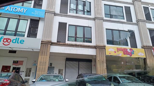3 Storey 2nd Floor Shoplot (1540sf) Damai Raya Cheras for Rent 1