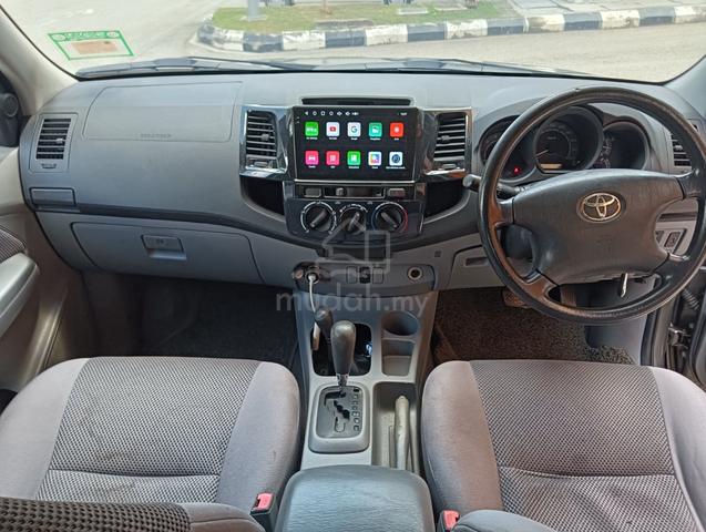 2010 Toyota HILUX 2.5 G FACELIFT DOUBLE CAB (A) - 4