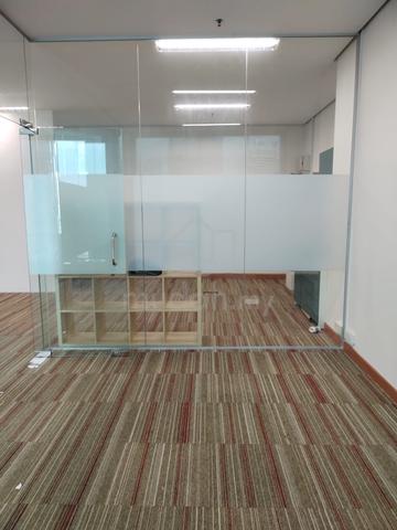 Soho KLCC Office to let, 5 mins walk to LRT, Twin Tower 1