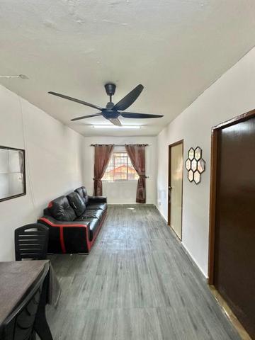 Lestari Apartment 1