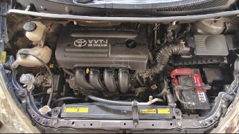 2005 Toyota WISH 1.8 NFL ZNE10 - 4