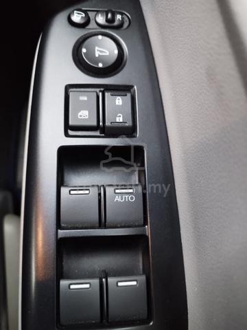 2013 Honda CIVIC 1.5 (HYBRID) (A) - 4