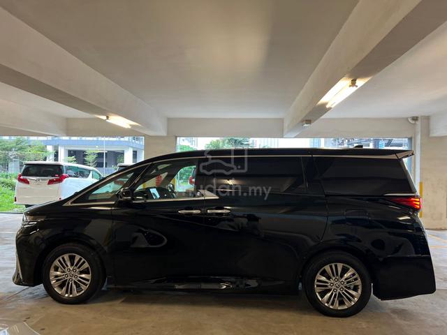 GRADE 5A|2025 Toyota ALPHARD 2.5 Z *LOW MILEAGE - 5