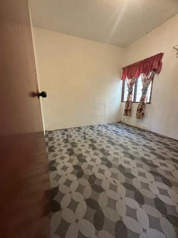 TMN. LGT. UTAMA, BKT CHANGGANG 42700 BANTING 3