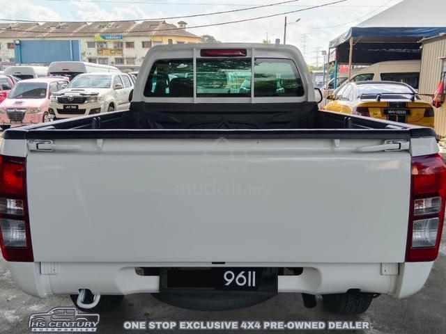 2018 Isuzu D-MAX 2.5 S.CAB (M) - 5