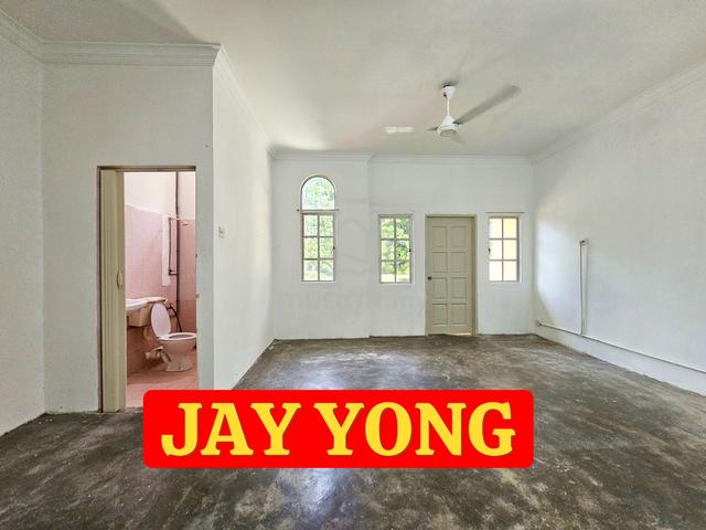 CHEAP Double Storey Terrace BASIC FITTINGS with YARD 20x70 Taman Juru 1