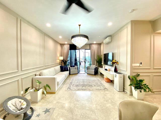 LINQ SKY RESIDENCES (Datum Jelatek) 1