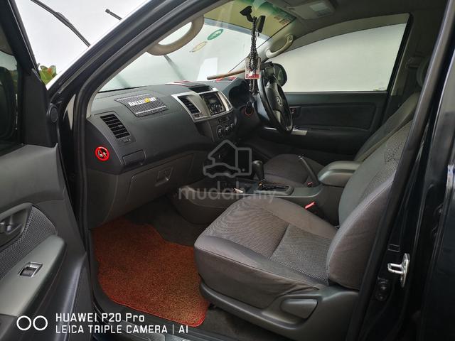 2013 Toyota HILUX 2.5 G VNT FACELIFT (A) - 4
