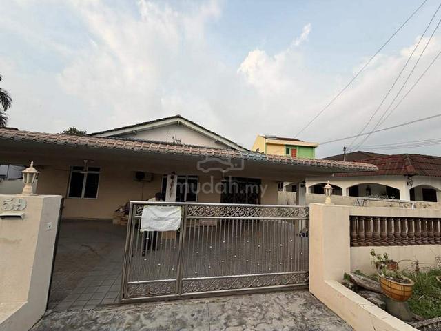 Housing Trust (Jalan Kampar) Bungalow House For Sale 1