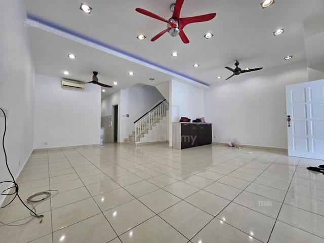 Tip Top Renovat Extend No Flood 22x75 Bandar Puteri Klang 2 Storey G&g 1
