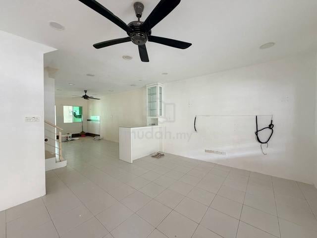 Taman Muzaffar Height Double Storey House Ayer Keroh Melaka Renovated 1