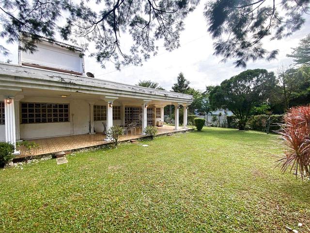 Corner 1.5 Storey Bungalow in Prime Location Seksyen 16, Petaling Jaya 1