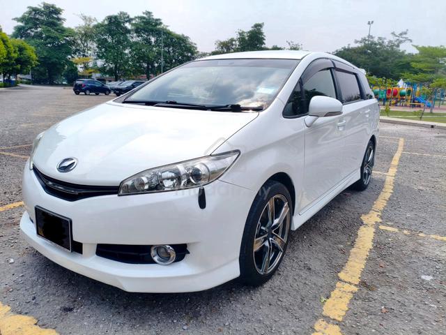 Toyota WISH 1.8 (A) FACELIFT Model 1 owner Low km - 2