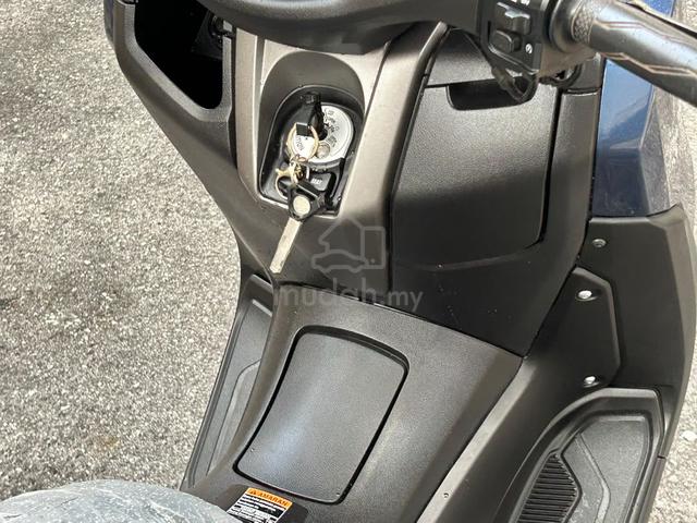 2024 YAMAHA NMAX V2 N MAX N-MAX 1Owner LIKE NEW - photo 14 of 21