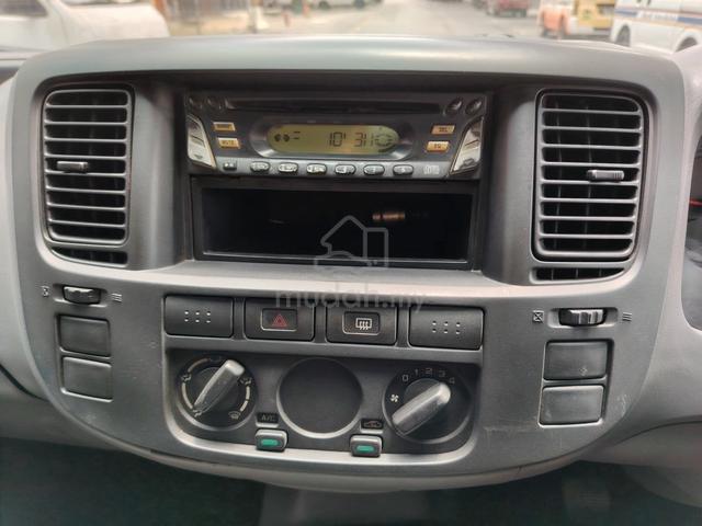 2011 Nissan URVAN 3.0 (M) PANEL VAN - 5