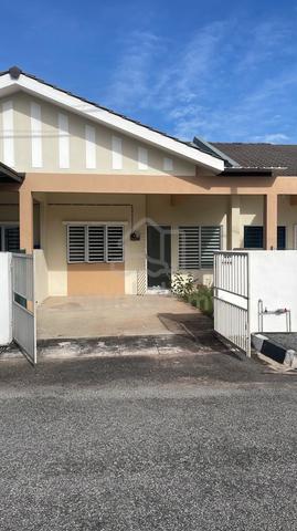 Teres Setingkat Taman Perda Indah Untuk Di sewa 1