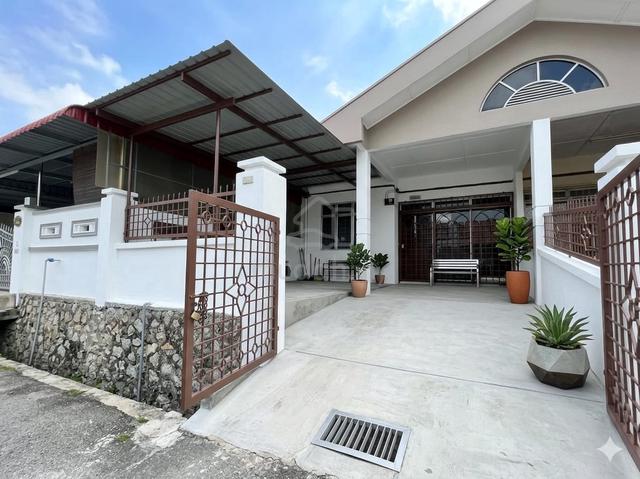 HOT AREA Rumah Teres Setingkat Taman Semarak 2, Nilai 1