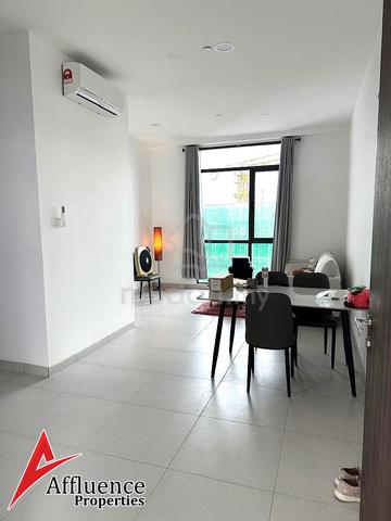 Renna Residence @ The NorthBank 1