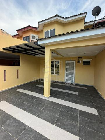 Newly Renovated| 2 Sty 3R2B, Country Homes Pasar & Shops Nearby 1
