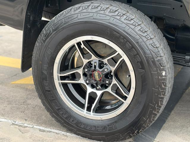 2011 Toyota HILUX 2.5 G DC 4x4 (M) - 5