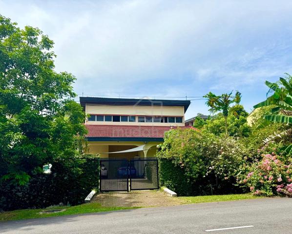 Best Price Non Bumilot 1.5 Storey Bungalow Seksyen 2 Shah Alam 1