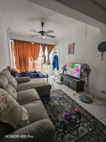 Putri Ria Apartment 1