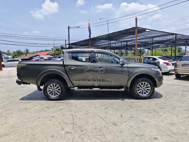 2015 Mitsubishi TRITON 4x4 2.5 (AUTO) - 2