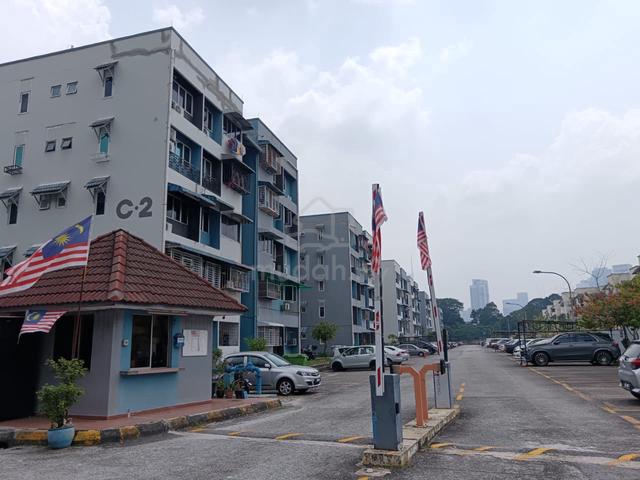 Desa Pandan Baiduri Apartment Block C1 1