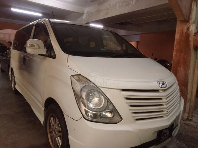 2010 Hyundai GRAND STAREX 2.5 ROYALE (A) - 1