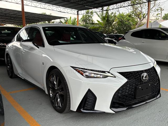 Lexus IS300 F SPORT SUNROOF PROMO UNIT - 2