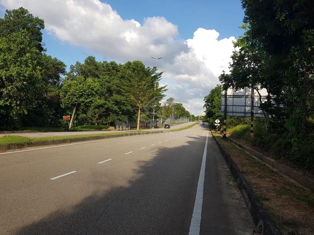 Tanah Komersial International Freehold Tepi Jln di Kg Sg Danga Jb Ciq 1