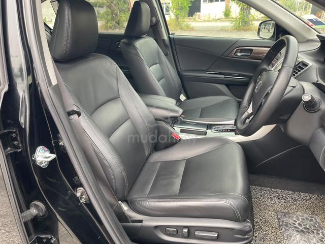 2017 ACCORD 2.0 VTi-L FACELIFT BODYKIT REVERSE CAM - 5