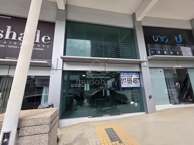 2 Storey Shop Lot Studio at The Pallazia , Bukit Gambir -Main Entrance 1