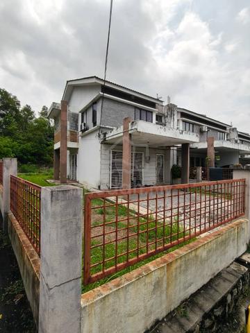 Lot Tepi luas Teres 2 Tingkat di Bukit Saujana, Saujana Utama 1