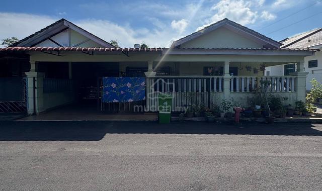RUMAH SETINGKAT CORNER LOT PERMATANG BADAK UNTUK DiJUAL❗ 1