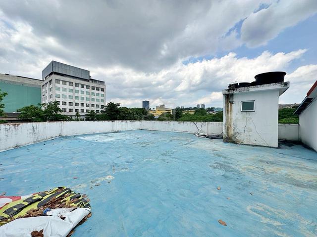 3 Storey Detached Factory 1