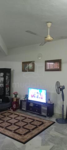Kasturi Apartment ( Taman Kosas ) 1