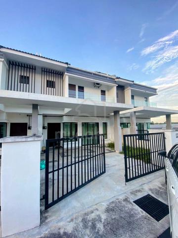 Rumah Teres 2 Tingkat @ Kota Warisan, Sepang 1
