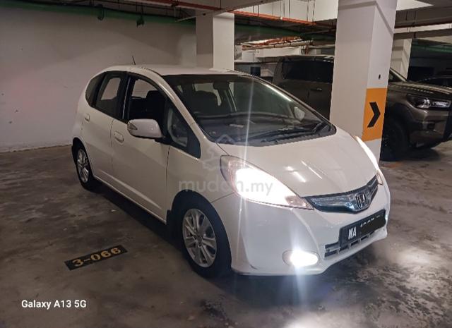 2014 Honda JAZZ 1.3 HYBRID FACELIFT (A) - 2