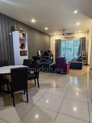 for sale 3 storey terrace Aston indah 1