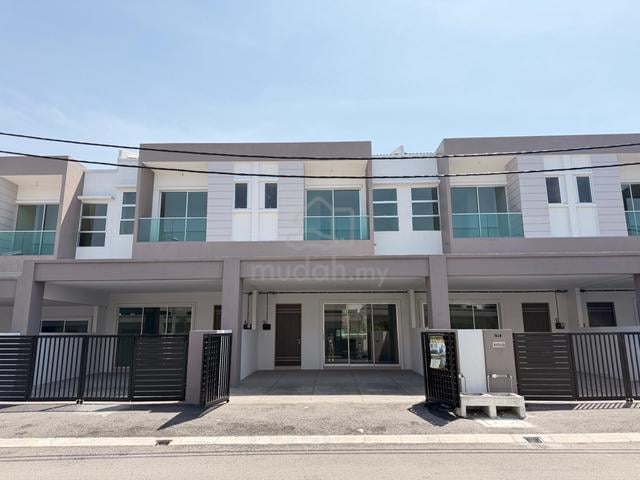 Pasir Puteh SPPK | 2-Storey Terrace 4R4B | New House Never Occupied 1