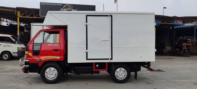 Yr.2002 DAIHATSU /DELTA V58R 10ft LUTON KOTAK - photo 3 of 6