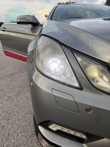 2010 Mercedes Benz E-CLASS 3.5 350 BLUE - 1